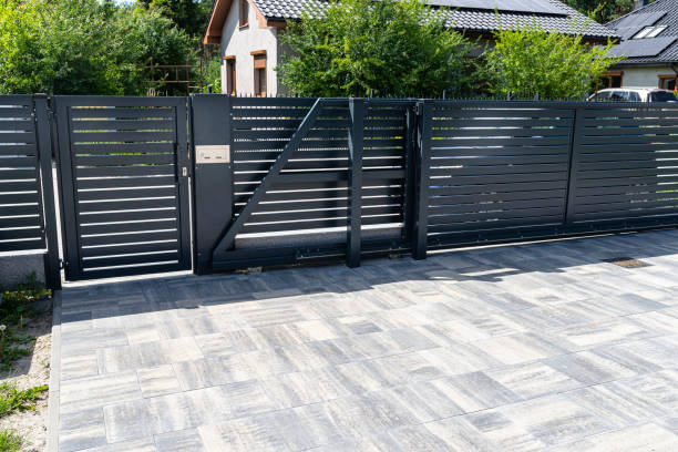 Best Interlocking Driveway Pavers  in Gifford, FL